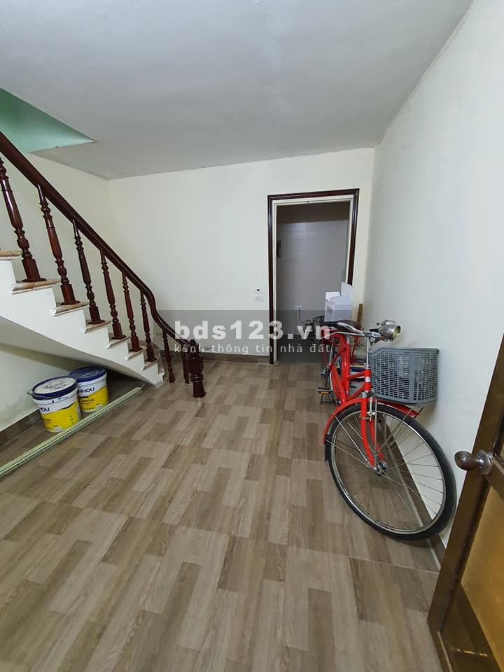 Giá giật mình: mặt phố Đông Thiên, 38m2, kinh doanh đa dạng, 3.8 tỷ