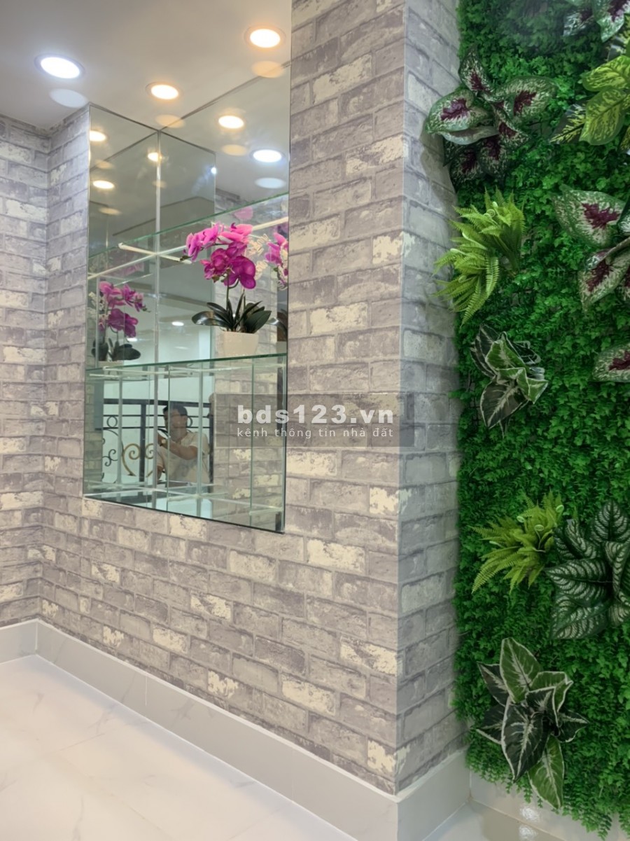 Bán nhà hẻm 3m Huỳnh Mẫn Đạt P7 Q5. DT: 3,8m x 13m Hiện trạng: trệt lầu