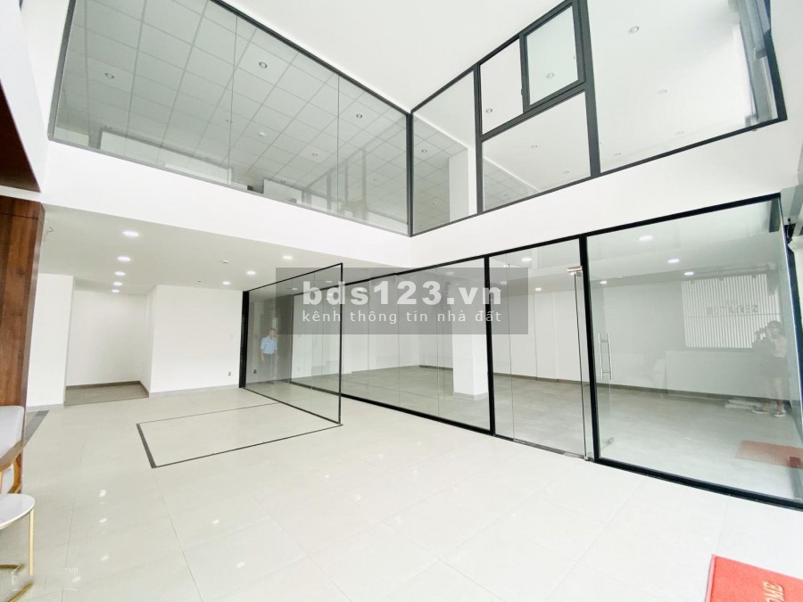 Cho thuê Tòa nhà văn phòng mới 2000m2 hầm 7 lầu 2 mặt tiền trần não Bình An Quận 2