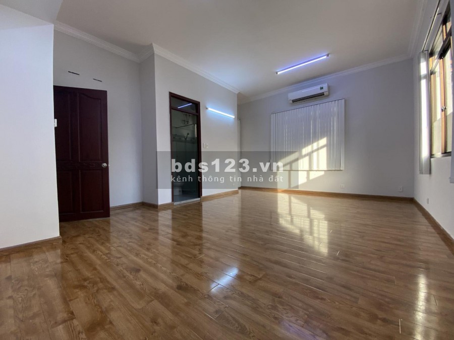 ⭐️Cho Thuê Villa sân vườn hồ bơi 900m2 Thiết kế hiện đại Nguyễn ư dĩ Thảo điền Quận 2 MS:630