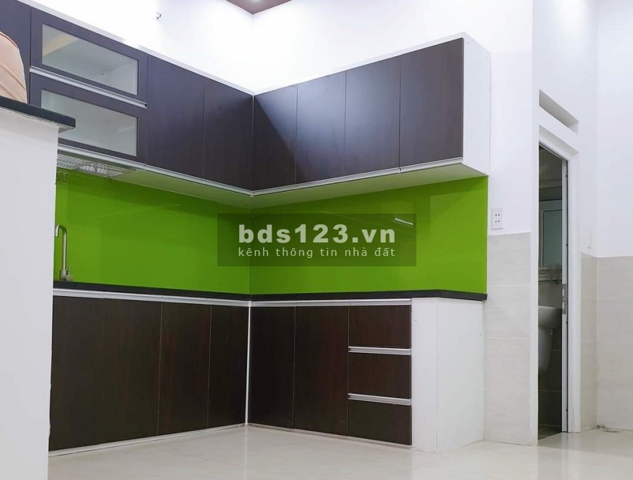 Nhà 5 tầng ôtô đỗ cửa. Tân Kỳ Tân Quý. (Gần ĐH CNTP). 4,6 tỷ