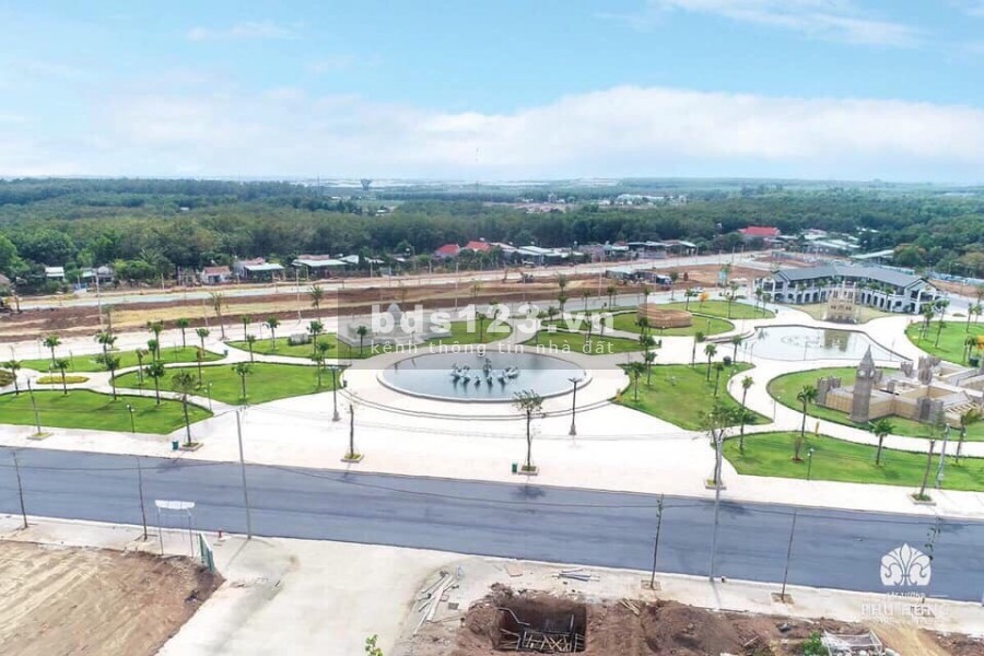 Bán lỗ nền C3 đối diện công viên 100m2 cát tường phú hưng 950triệu - bình phước
