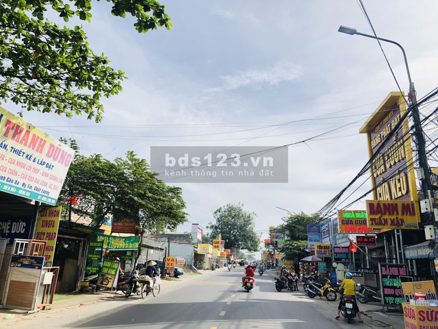 Đất gần ngã 3 thái lan, biên hoà -Đồng Nai , đường Phùng Hưng, ngân hàng cho vay 70%