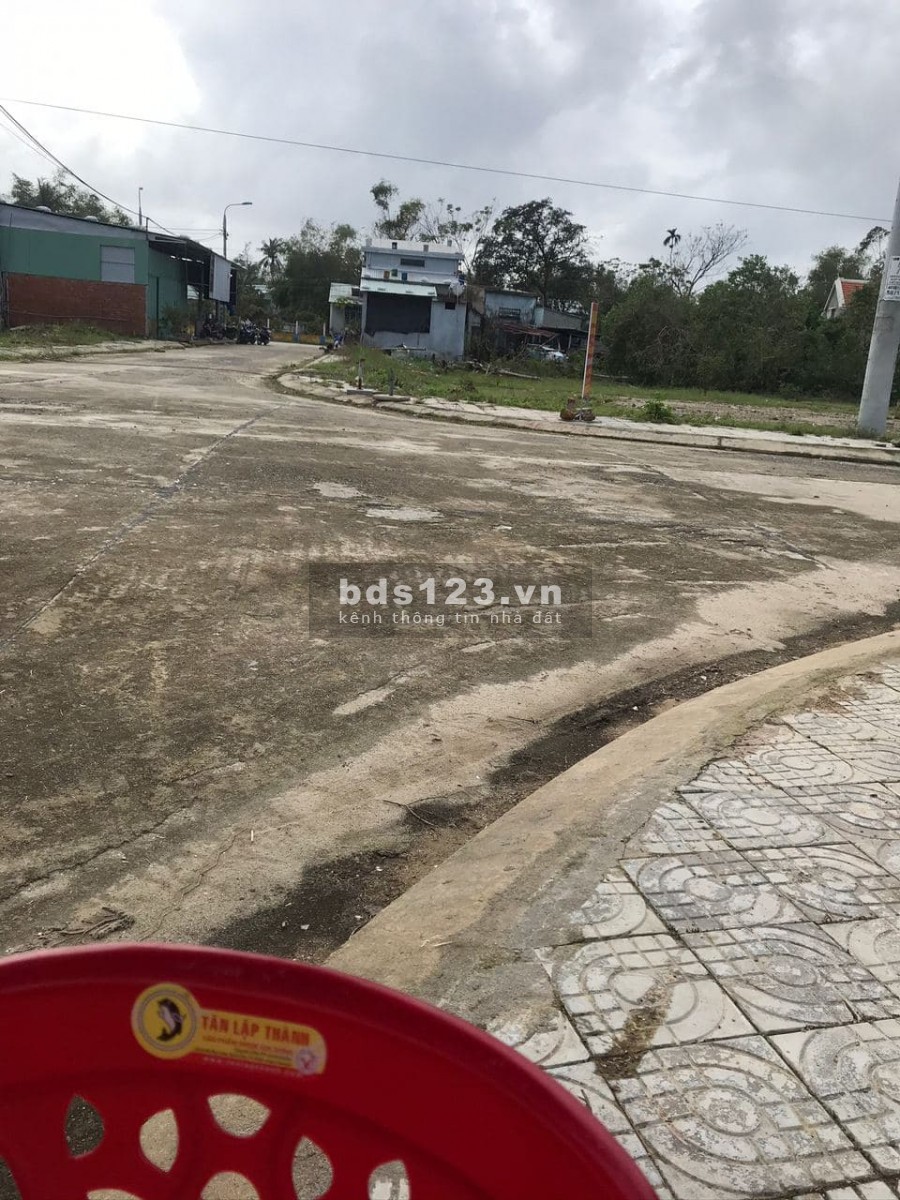 Bán 2 lô Liền Kề Cách Bến xe Đức Long 1,5km Cách Quốc lộ 1/ 100m,Đường Rộng 8m5,Dân cư Hiện Hữu