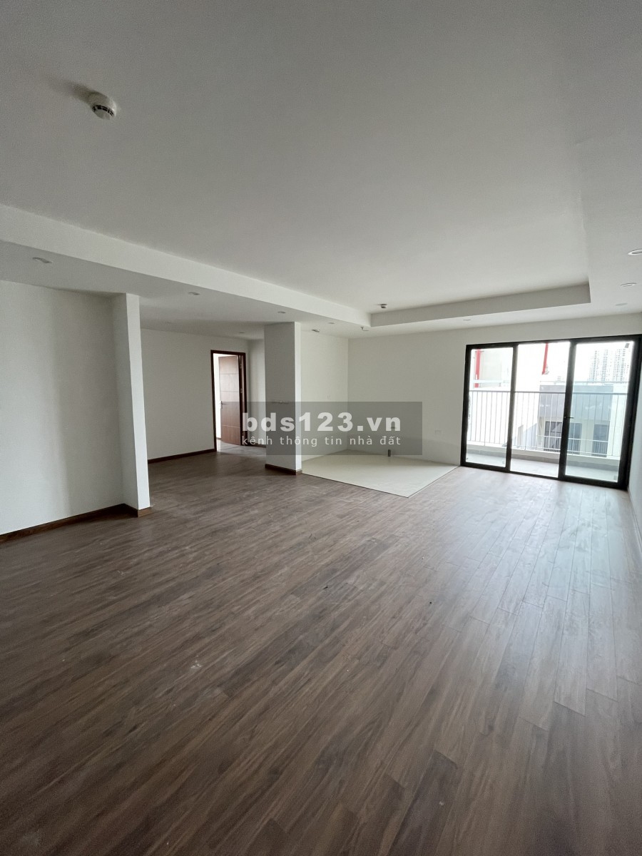 Căn góc 130m Việt Đức Complex ban công Đông Nam 3 tỷ 0985800205
