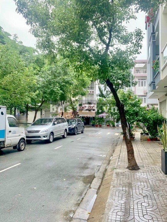 BÁN LÔ ĐẤT THỔ CƯ 4X18M KHU CÔNG ÍCH, PHƯỜNG PHÚ MỸ, QUẬN 7