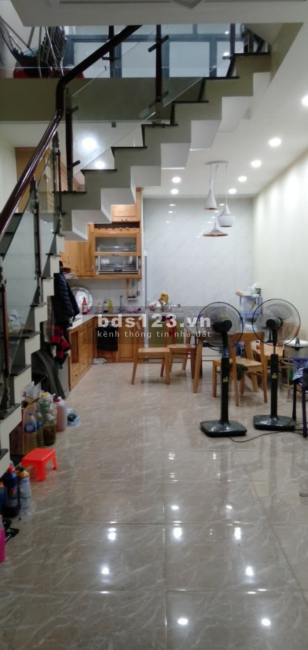 Nhà Bán Xuân La Lạc Long Quân, HỒ TÂY TÂY HỒ 46M2*4 TẦNG
