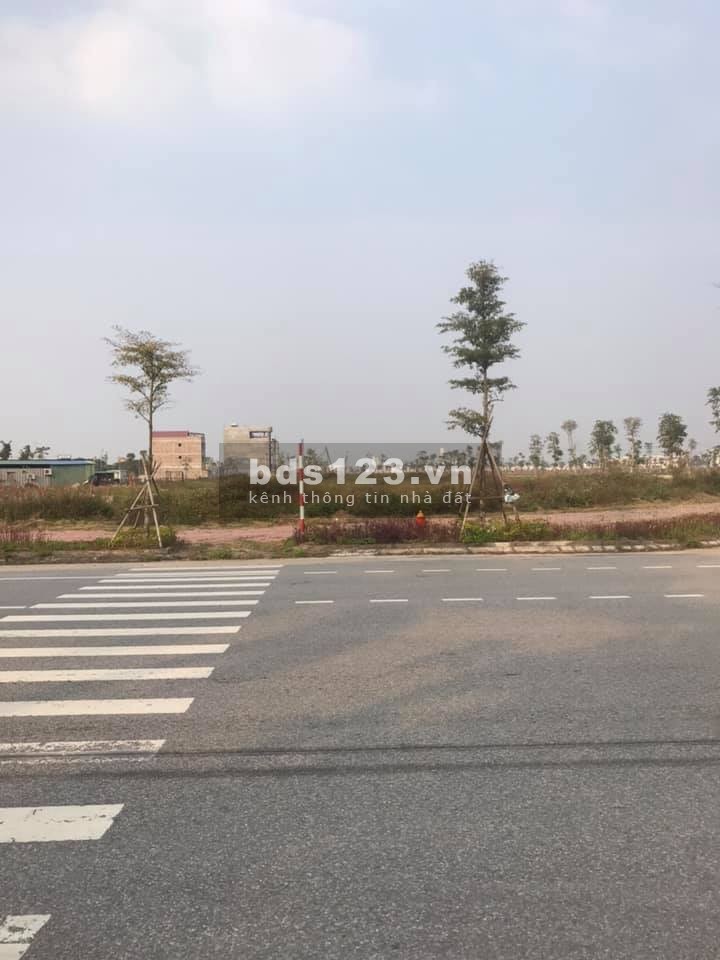 Nhượng lại ô đất ALK 08 đường công viên vườn hoa hồ khu A đô thị V-Green City Phố Nối