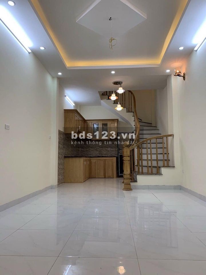 BÁN NHÀ CỔ LINH, LONG BIÊN 4T, 45m2, GIÁ 3,3 tỷ
