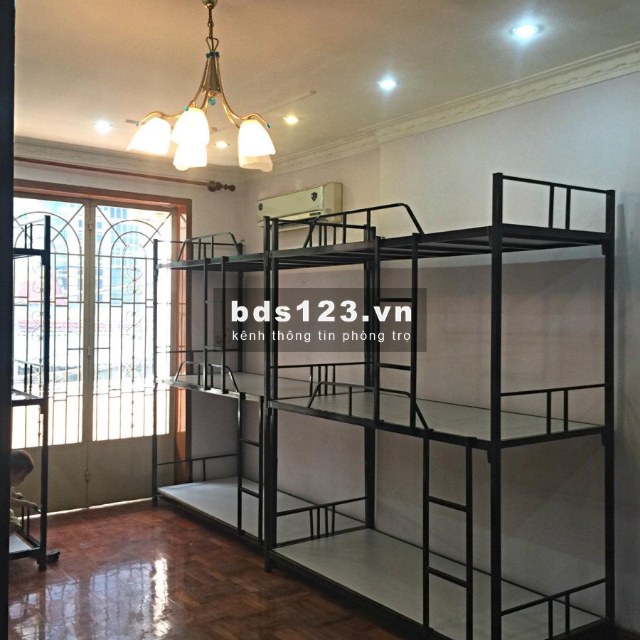 Ký túc xá 700k/tháng bao điện, nước máy lạnh, wifi Quận 11