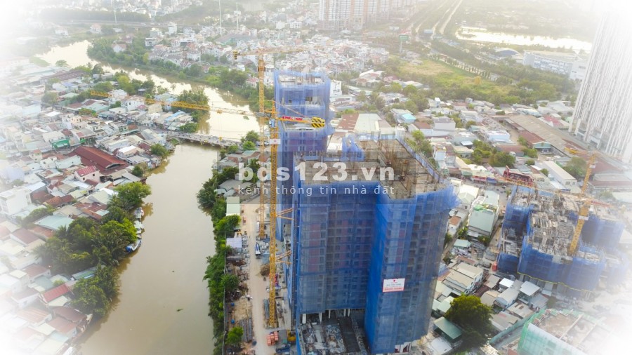 Nhượng nhanh căn B**05 dự án D’Lusso. 2PN = 68.5m2. Giá chênh chỉ 76 triệu. Tặng máy lạnh