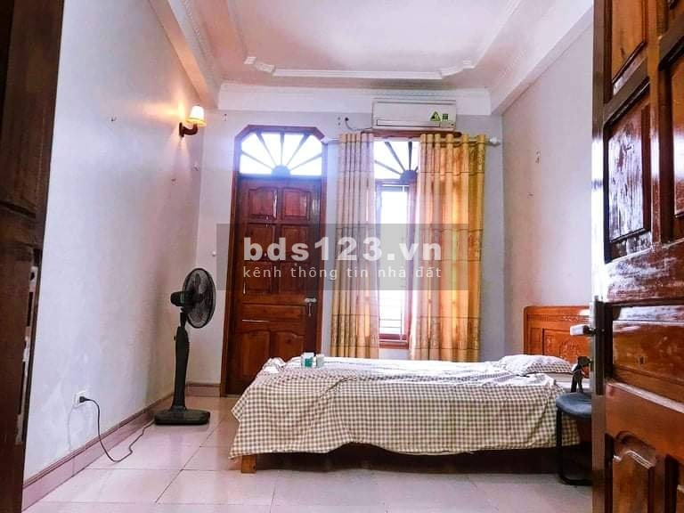 Bán nhà đẹp Phân lô Thiên Hiền, 40m, 5 tầng, Ô tô, kinh doanh. Giá chỉ 4 tỷ.LH 0975626023