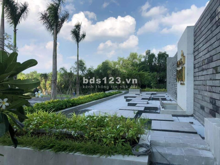 Bán căn hộ hoàn thiện Thủ Thiêm Dragon view sông quận 2, 2PN 80m2 giá cực tốt.