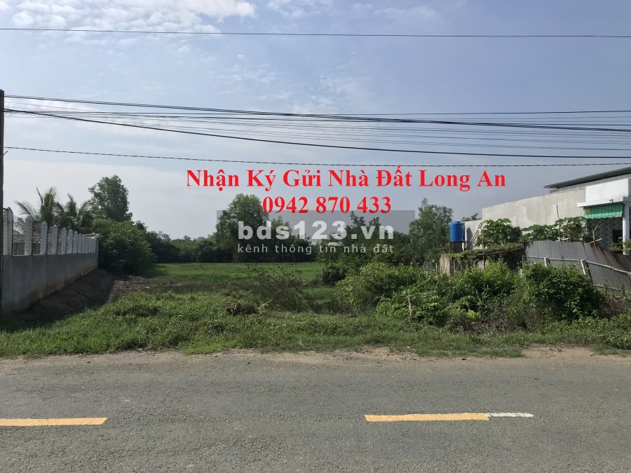 Cần bán thửa đất mặt tiền ĐT 833 Tân Trụ - Long An.