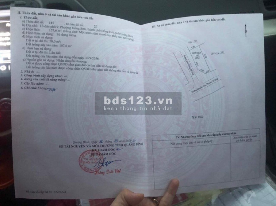 Bán đất 2 mặt tiền Nguyễn Hữu Thuyên, 8 x 21m, đường 10.5m, đấu lưng Nhà văn hóa, giá tốt