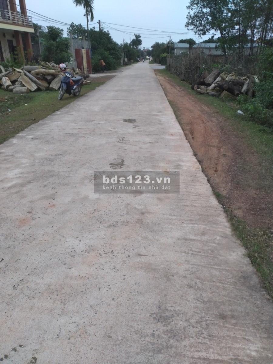Bán đất 2 mặt tiền Nguyễn Hữu Thuyên, 8 x 21m, đường 10.5m, đấu lưng Nhà văn hóa, giá tốt