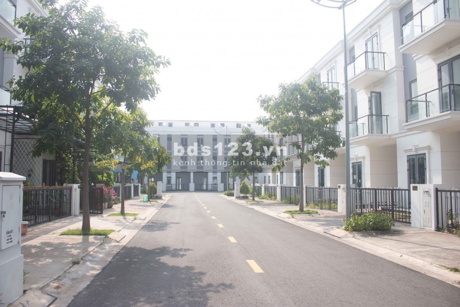 Ký Túc Xá Quận 9 Gần Khu Công Nghệ Cao, Đại Học FPT (Gym, Hồ Bơi)