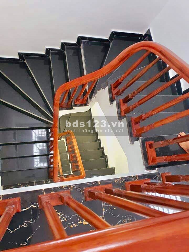 Minh Khai, Ngõ ô tô chạy, Nhà ô tô đỗ, 5 tầng xin sò, 42m2, nhỉnh 4 tỷ, Hai Bà Trưng