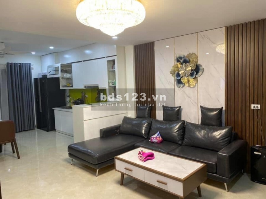 Tôi cần Bán gấp nhà Phố 8/3 giá 6,5 tỷ, dt 45mx5 tầng, Oto đỗ