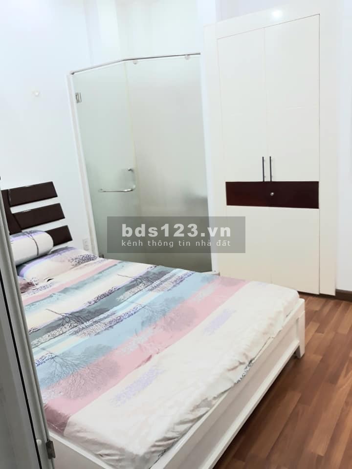 Bán nhà đẹp dọn vào ở liền khu Phan Xích Long, 4 tầng sân thượng, 35m2 chỉ 5Ty2