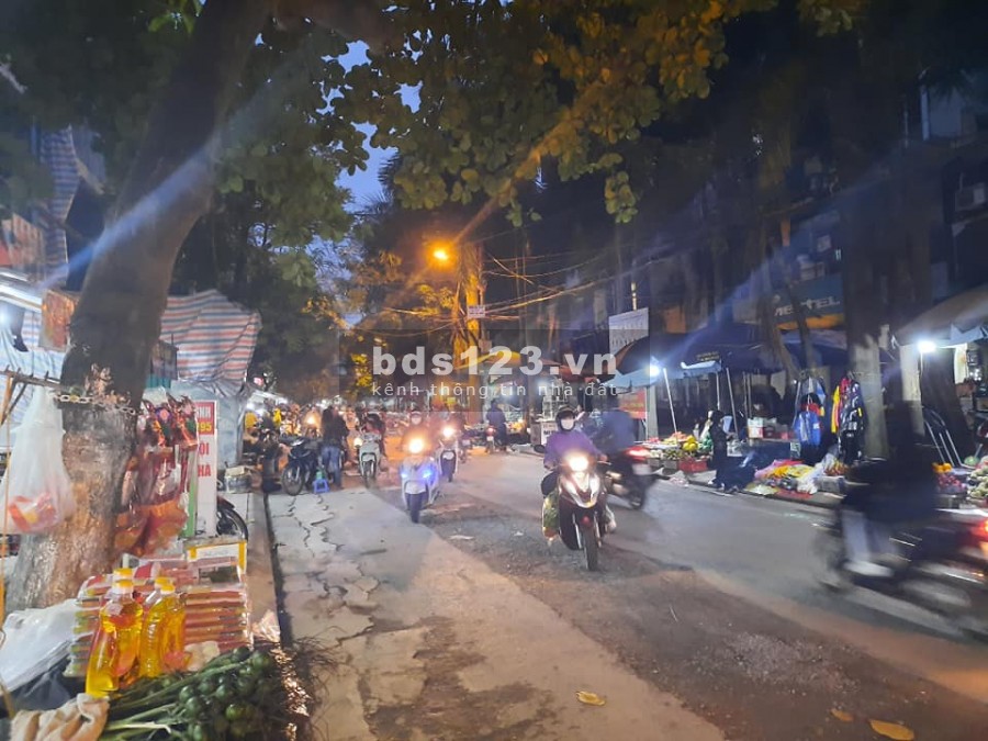 Chả phải nói gì nhiều 45m2 Minh Khai ngõ thông kinh doanh đỉnh chỉ 2 tỷ