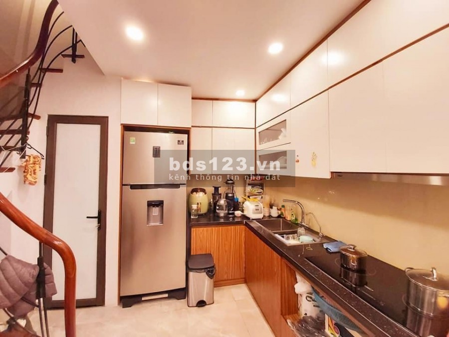 Bán nhà phân lô, 2 mặt thoáng, Đào Tấn, 35m2 * 5T, giá 3,8 tỷ