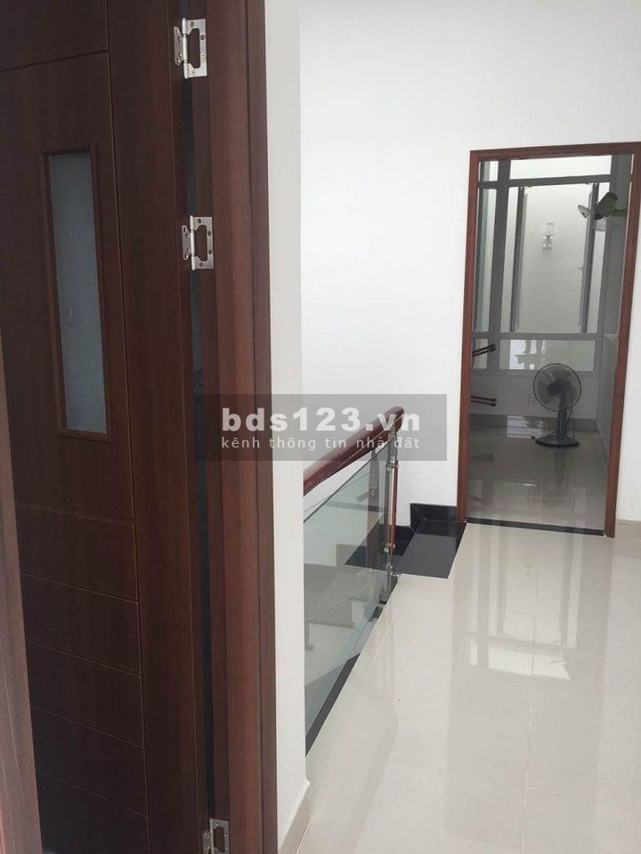 Nhà Mặt Tiền, Đường Đào Trinh Nhất - Nhà mặt tiền vị trí đẹp