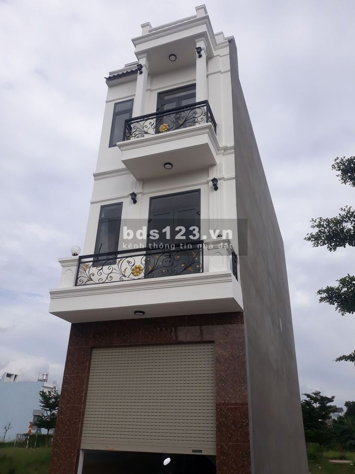 NHÀ GẦN CHỢ PHÚ PHONG , MIẾU ÔNG CÙ
