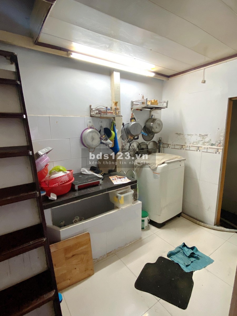Nhà Hiếm 3 tầng Trung Tâm Quận 10, Chỉ 1tỷ35 Ở Ngay