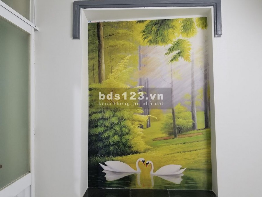 Nhà 1T3L , nằm trên đường lý thường kiệt , nhà mới dọn về ở luôn, shr