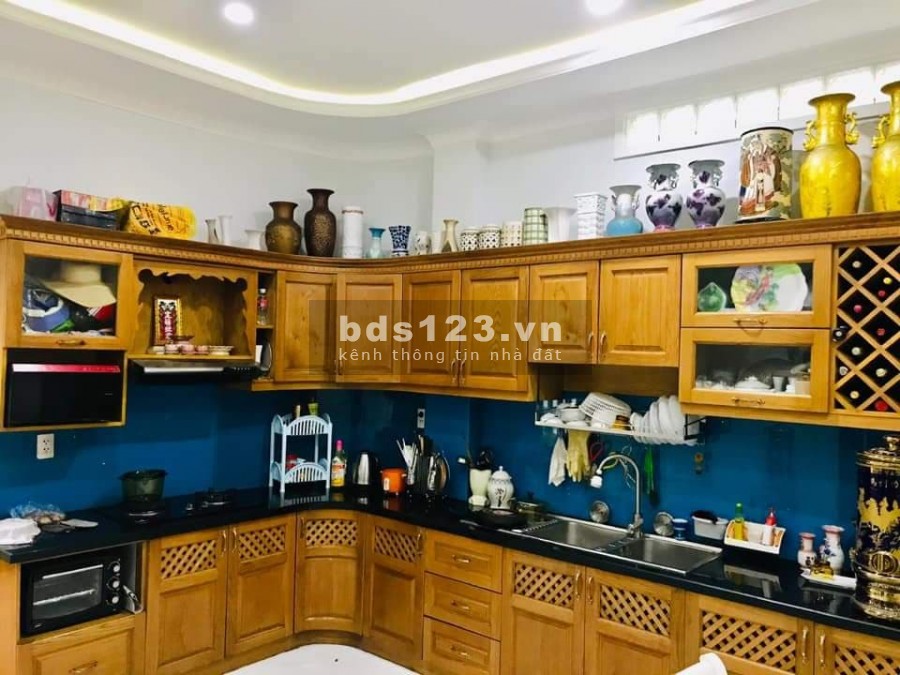 Biệt Thự Phố Bảy Hiền CMT8 , P5, Tân Bình, 90M2(5.2*16) 4Tầng 12.8Tỷ Lh 0938287652.