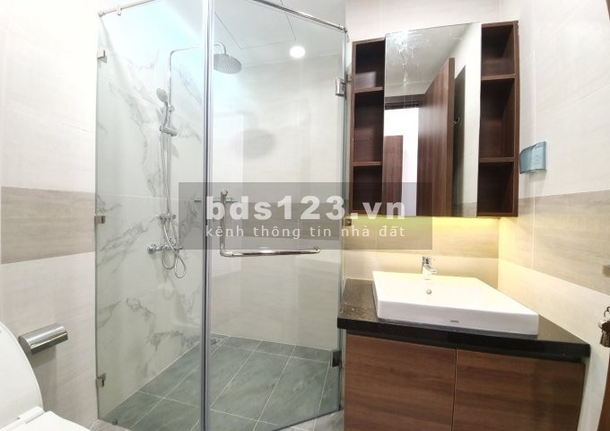 Cho thuê gấp CC Sky Center đường Phổ Quang - Tân Bình,DT 80m2, 2PN, 15 tr/th,LH:0765568249 A. Văn