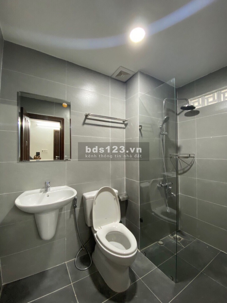 Mặt tiền Đinh Đức Thiện sau chợ Bình Chánh sổ riêng