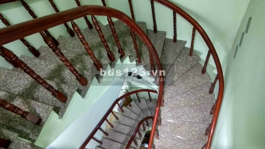 Bán nhà 60m2, 2 lầu, hẻm xe hơi Âu Dương Lân, P3, Q8