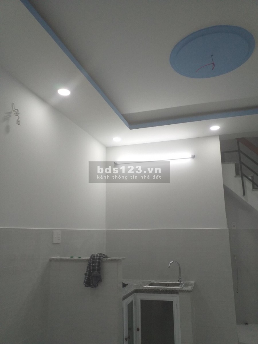 Bán nhà hẻm đường Số 15, chợ p.Tân Quy, Q7 giá 2,4 tỷ sổ hồng riêng