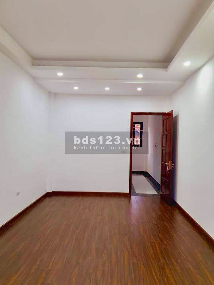 Minh Khai, Ngõ ô tô chạy, Nhà ô tô đỗ, 5 tầng xin sò, 42m2, nhỉnh 4 tỷ, Hai Bà Trưng