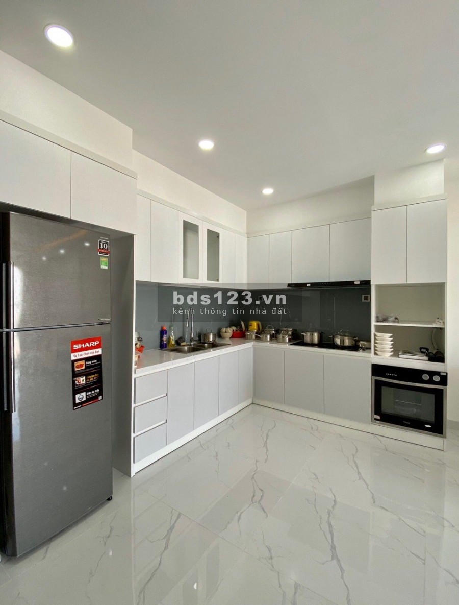 Kingston Residence căn hộ cao cấp cho thuê, 83m 2PN 2WC giá 20tr b.phí,nhà Full, view đẹp nhất D.án