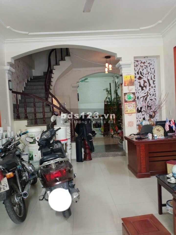 Bán nhà mặt phố gần Nguyễn Văn Linh, Hải Dương, 70m2, mặt tiền 5m, 3 tầng, 5.2 tỷ