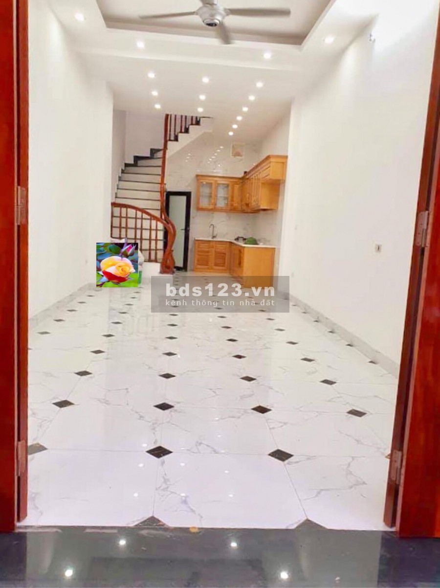 Minh Khai, Ngõ ô tô chạy, Nhà ô tô đỗ, 5 tầng xin sò, 42m2, nhỉnh 4 tỷ, Hai Bà Trưng