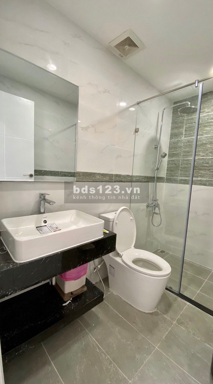 Kingston Residence căn hộ cao cấp cho thuê, 83m 2PN 2WC giá 20tr b.phí,nhà Full, view đẹp nhất D.án
