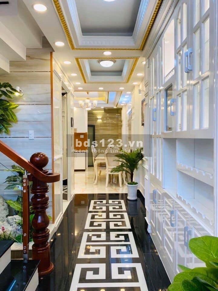 Bán nhà MT Vĩnh Viễn Q10 DT: 4m x 12m. Hiện trạng: 2 lầu + sân thượng