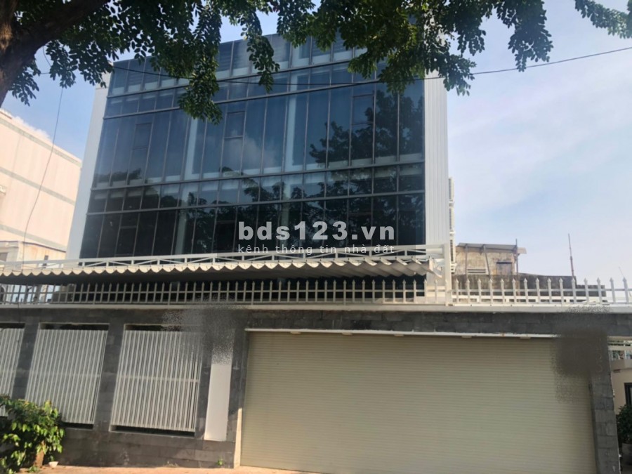 BÁN GẤP BIỆT THỰ GÓC 2 MT VIEW SÔNG - QUẬN 4 - 214m2 - 4 TẦNG - 70 TỶ - CÓ THANG MÁY