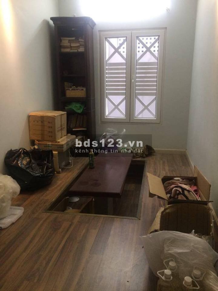 Bán Gấp Nhà Ngay Hàng Xanh Sát Q1 37m2 Nhỉnh 3 tỷ.