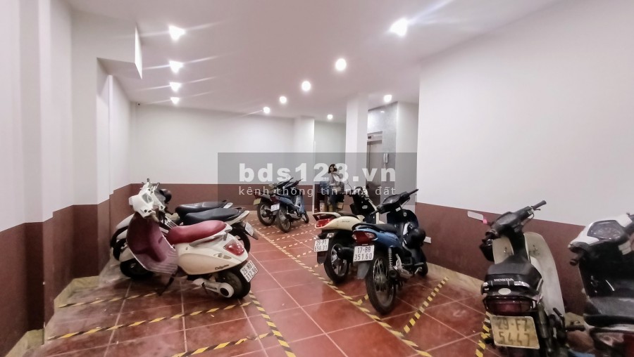 Lương Định Của, Gà đẻ trứng vàng, 16 phòng, 92m 6 tầng, nhỉnh 10 tỷ