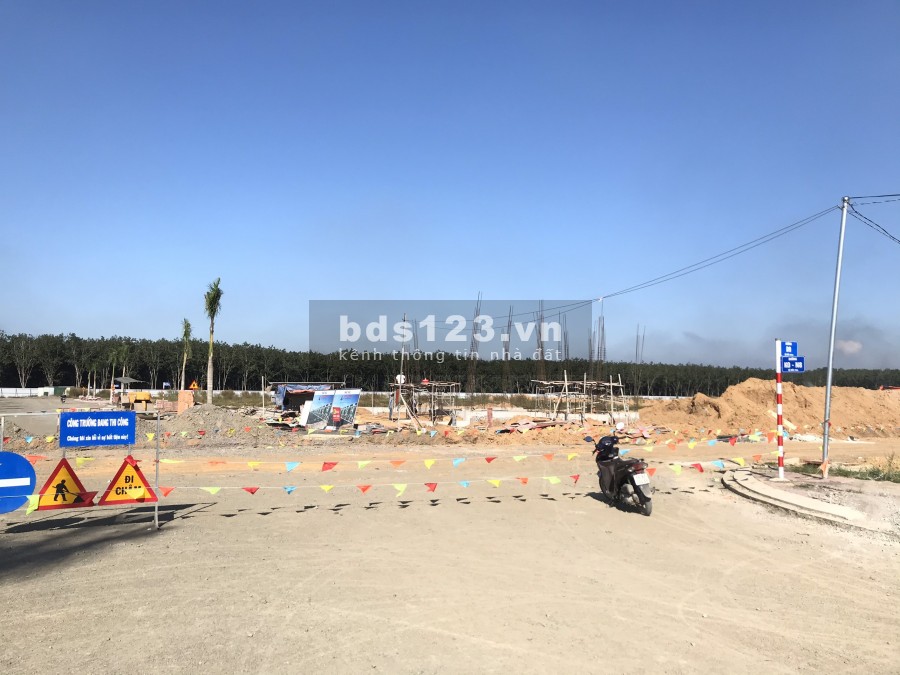 Đất Liền Kề Sân Bay, Mặt Tiền Đường Lớn Kinh Doanh, giá CĐT 17 Triệu/m2
