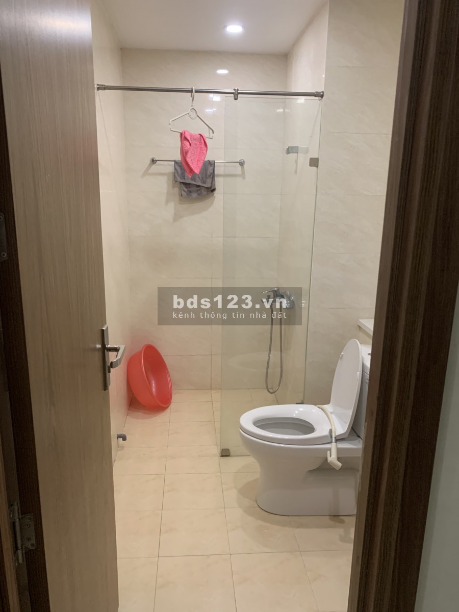 Chính chủ cần bán gấp căn hộ 75m2, view nội khu giá 2,3 tỉ