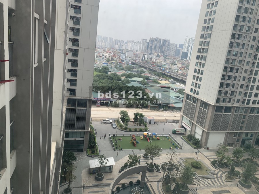 Chính chủ cần bán gấp căn hộ 75m2, view nội khu giá 2,3 tỉ