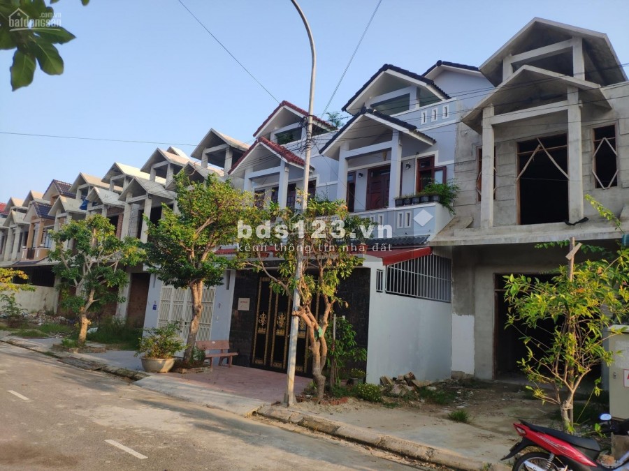 Cuối Năm Mua Nhà - Nhận Quà Liền Tay, Nhà Thô Huế Green Mái…