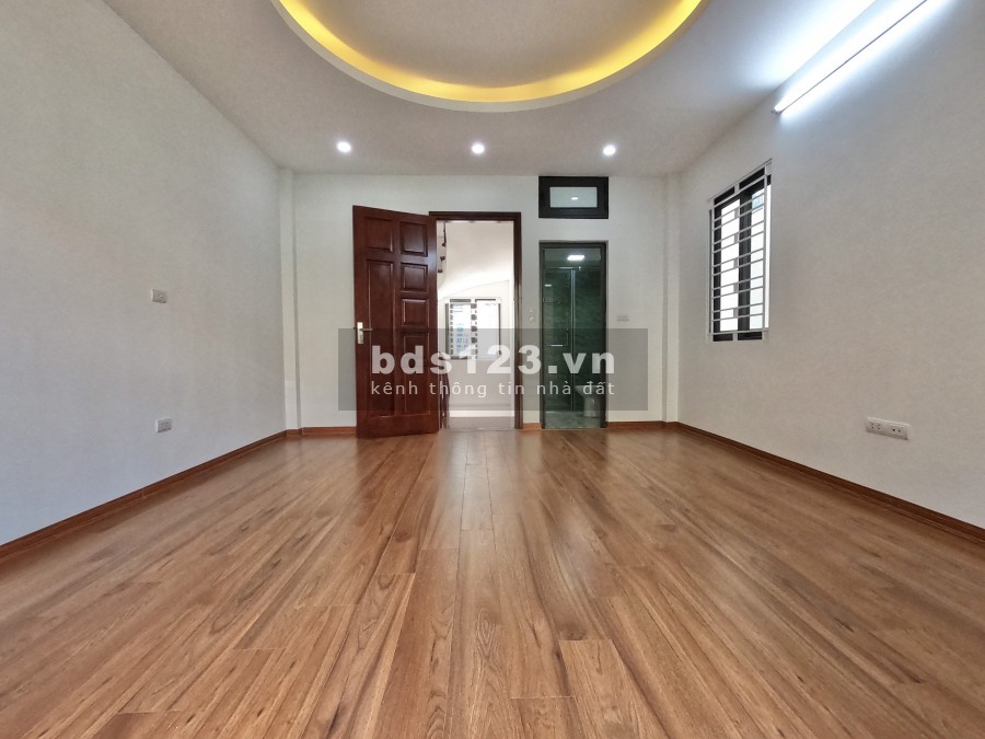 Nhà ngõ 184 Trần Khát Chân, HBT 45m2x5T, ôtô đỗ cửa. Giá 3.95 tỷ