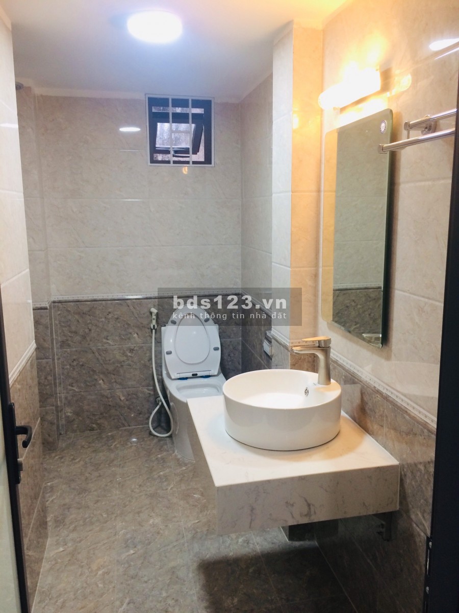 Nhà ngõ 184 Trần Khát Chân, HBT 45m2x5T, ôtô đỗ cửa. Giá 3.95 tỷ